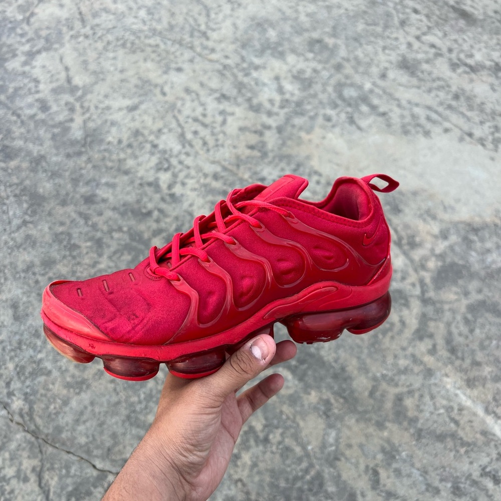 Nike Air VaporMax Plus Red Sneakers